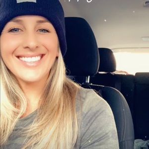 Meet your Posher, Kara